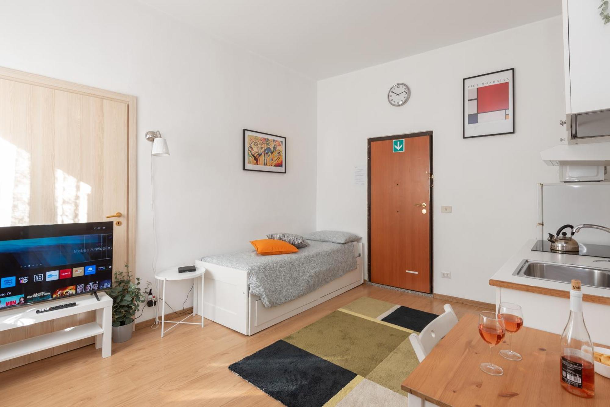 Central Little Basic Apartment 로마 외부 사진